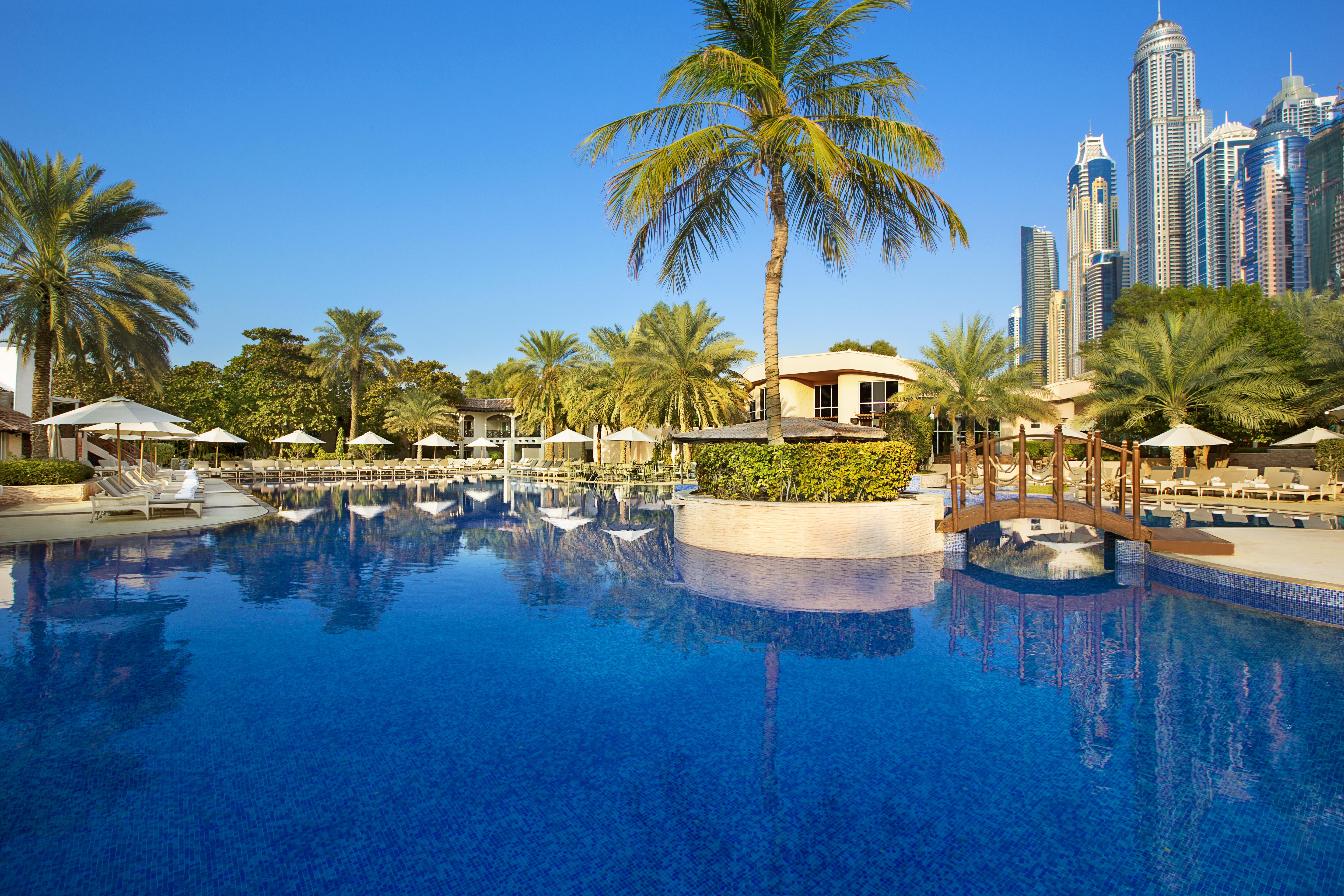 Al Habtoor Grand Resort, Autograph Collection Dubái Exterior foto